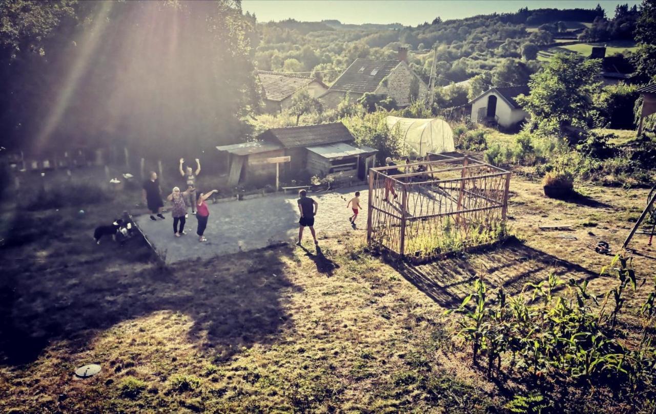Caradjango , Caravane Chauffee Et Climatisee Lupersat Zewnętrze zdjęcie